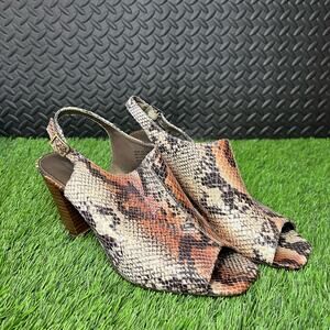 Bandolino Snake skin‎ orange Print Heel womans Size 9.5